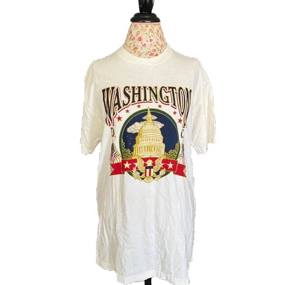 Vintage Washington DC Tshirt delta tag cotton made is USA size Large - Picture 1 of 3